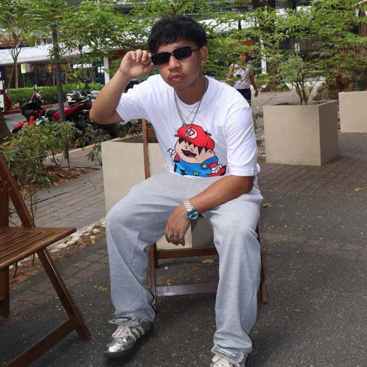 Dudli Playful Graphic T-shirts - Super Dot - White - oversized_fit