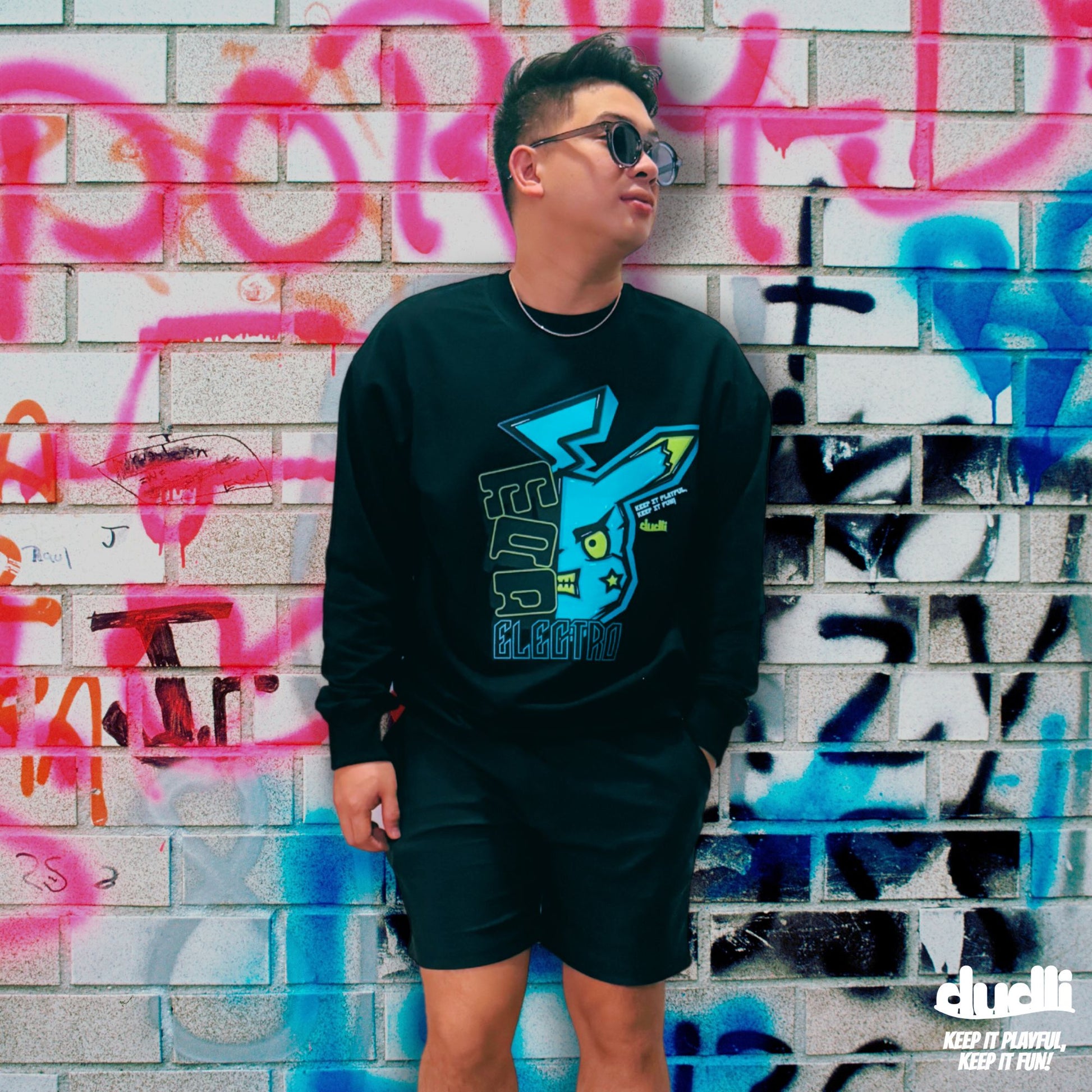 Dudli Mad Electro - Arctic Charge - model lifestyle